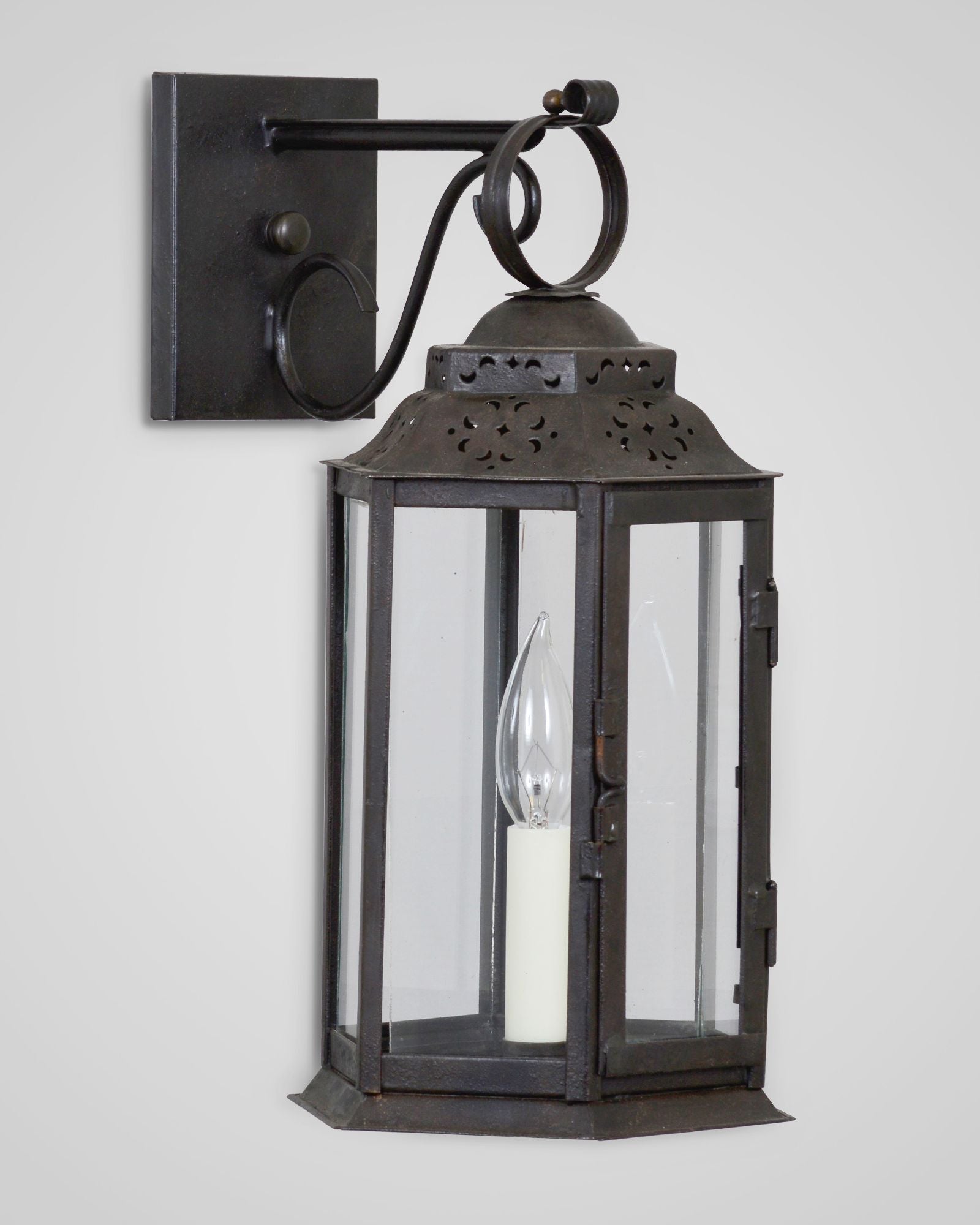 European Wall Lantern Small by Scofield Lighting – Remains Lighting Company