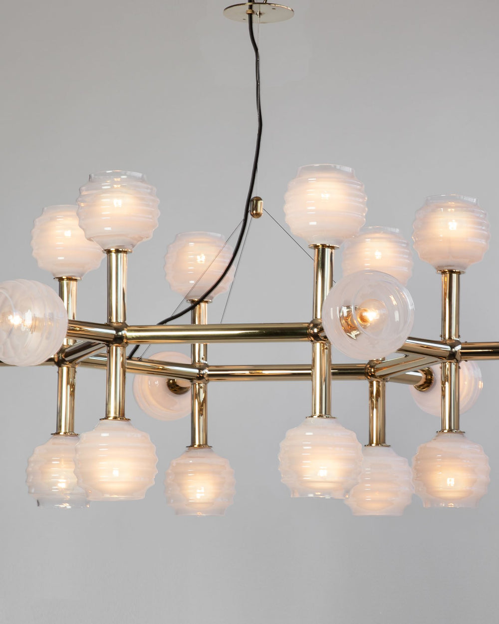 molecule-hex-chandelier-with-