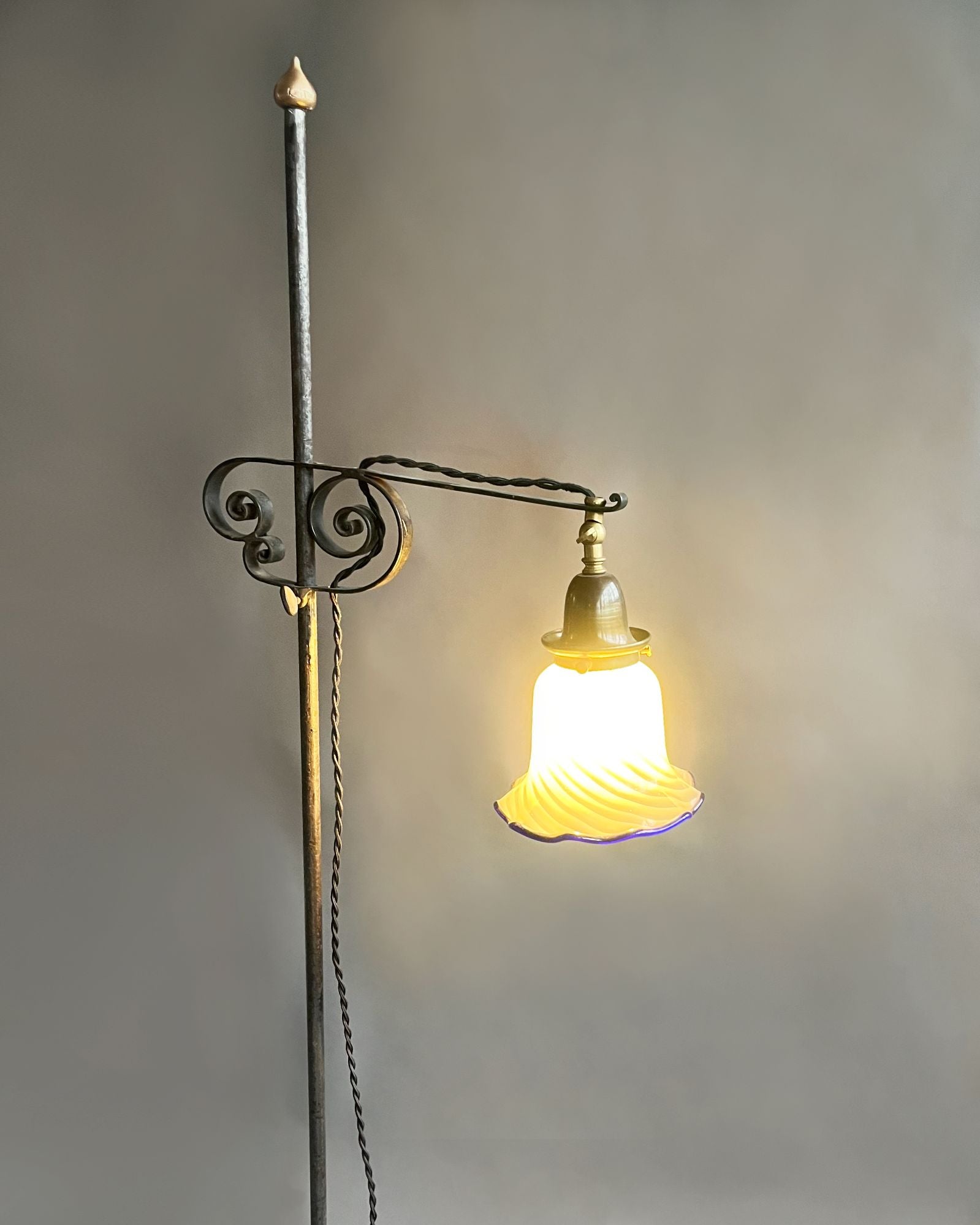 Vintage Lighting | Antique Ceiling, Wall & Outdoor Lights